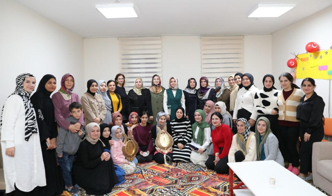 Beşminare Kız Yurdu’nda düzenlenen “Hayalin Kur’an Olsun” projesi kapsamında gerçekleştirilen