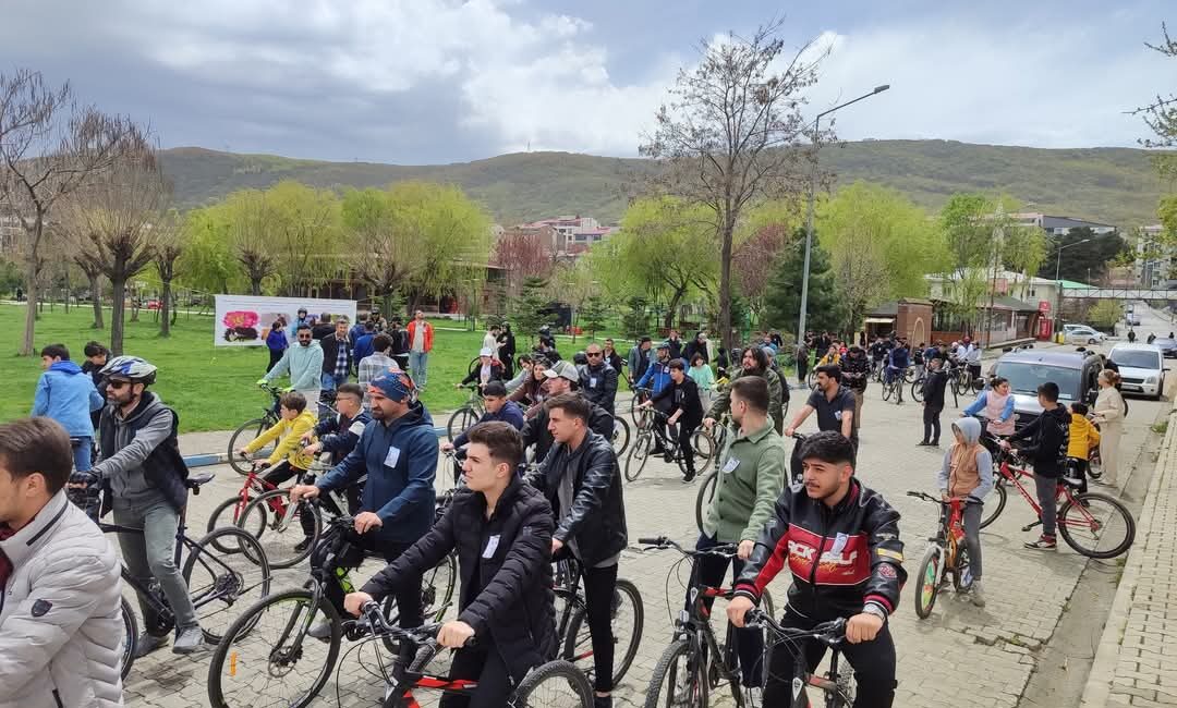 Tatvan’da bir süredir devam eden rahatsızlığı nedeniyle geçtiğimiz günlerde hayatını