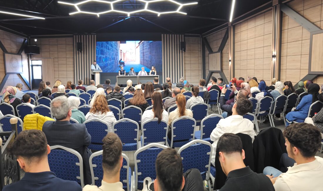 Bitlis Beş Minare Uluslararası Film Festivali tam hız devam ediyor.