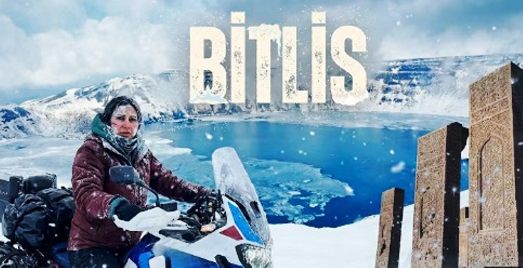 Tek Kadın Tek Motor 81 İl Türkiye”nin 173 ve 174. bölümü Bitlis’te çekildi Motoruyla il il gezerek Türkiye’nin doğal ve kültürel güzelliklerini sosyal