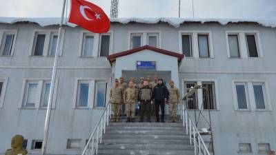Tatvan Kaymakamı Yiğit Yaşar Demirer, İlçe Emniyet Müdürü Ufuk Ateş