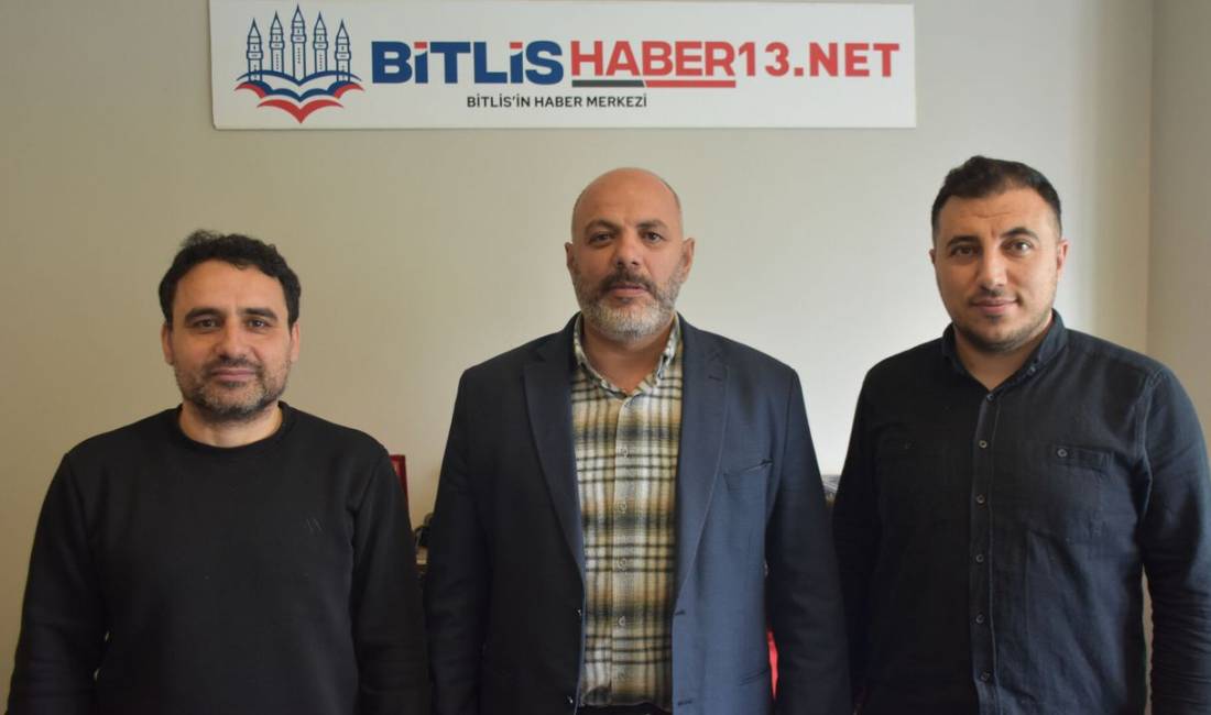 BİGACEM’den ‘Bitlis Haber’ ziyareti Bitlis Gazeteciler Cemiyeti (BİGACEM) Başkanı Hakan Okay, Başkan Yardımcısı Abdulhalim