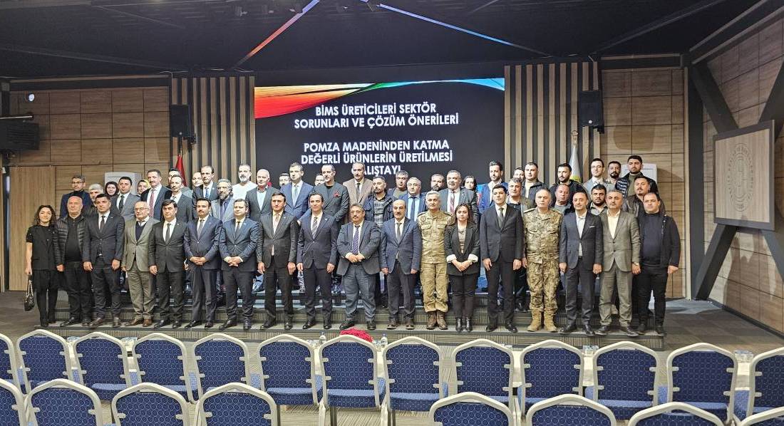 TATSO’da Bims Üreticileri Sektör Sorunları ve Çözümleri” ile Pomza Madeninden Katma Değerli Ürünlerin Üretilmesi Çalıştayı” düzenlendi Tatvan Ticaret ve Sanayi Odası (TATSO) tarafından Tatvan’da “Bims Üreticileri