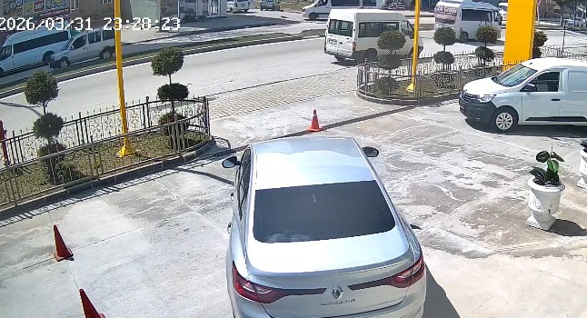 Bitlis’in Tatvan ilçesinde şehir içi dolmuşun çarptığı 4 yaşındaki çocuk