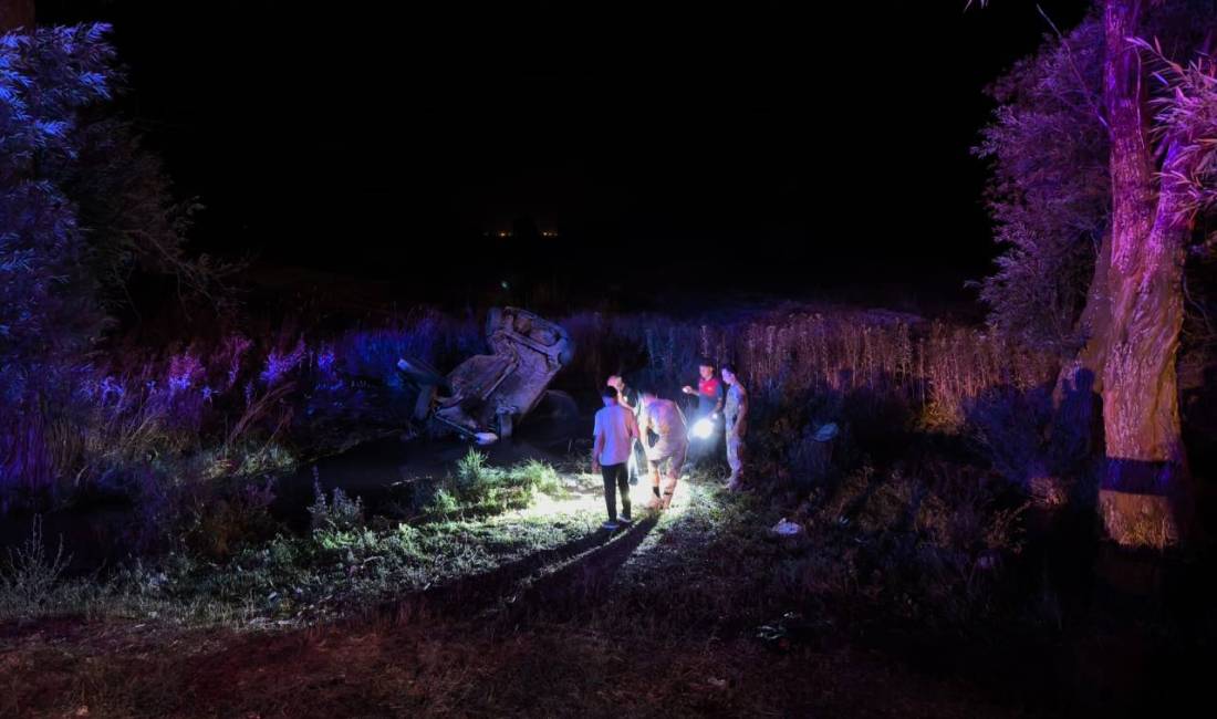 Güroymak’ta Takla Atan Otomobilde 1 Kişi Hayatını Kaybetti, 3 Kişi Yaralandı GÜNCELLENDİ – Bitlis’in Güroymak ilçesinde meydana gelen trafik kazasında 1