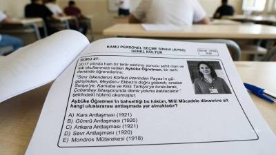 ​Bugün Türkiye genelinde gerçekleştirilen Kamu Personel Seçme Sınavı (KPSS) Lisans