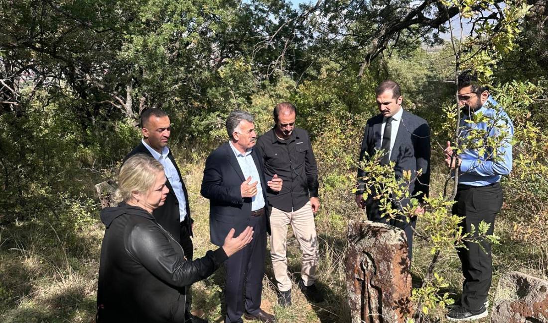 Güroymak’ta tarihî alanlarda inceleme yapıldı Bitlis’in Güroymak ilçesinde Kalender Baba Kümbeti ve Erentepe mevkisindeki tarihî