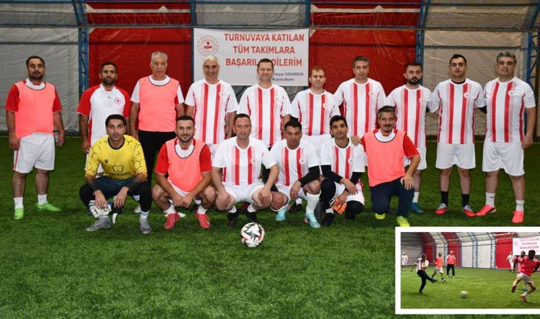 Tatvan’da kurumlar arası futbol turnuvası başladı Bitlis’in Tatvan ilçesinde şehitler anısına düzenlenen kurumlar arası futbol turnuvası